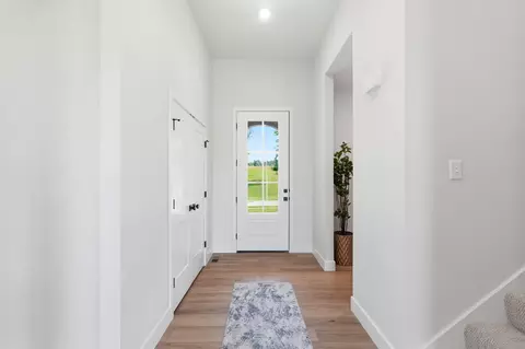 Entry Way - 6080 S Holland Ave, Springfield, MO 65810 photo 1 of 5