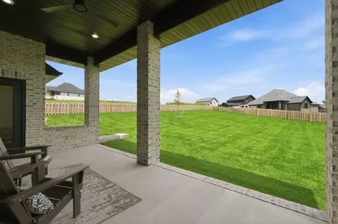 Exterior - 6080 S Holland Ave, Springfield, MO 65810 photo 5 of 10