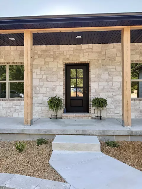 Exterior - 329 N Ridge Pl, Branson, MO 65616 photo 7 of 13