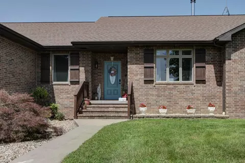 6879 State Highway O, Ash Grove, MO 65604