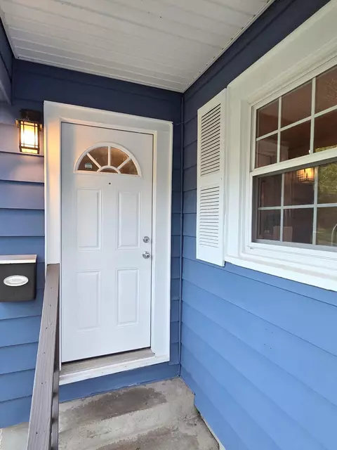 Exterior - 1553 S Pickwick Ave, Springfield, MO 65804 photo 21 of 23