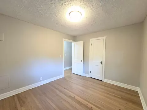 Bedroom - 1553 S Pickwick Ave, Springfield, MO 65804 photo 6 of 6