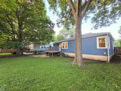 Exterior - 1553 S Pickwick Ave, Springfield, MO 65804 photo 6 of 23