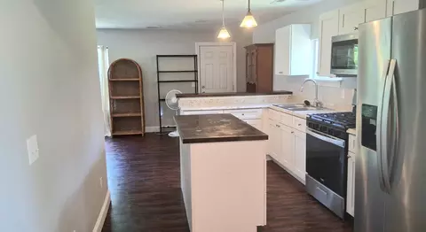 Other - 129 W Cline St, Aurora, MO 65605 photo 2 of 10
