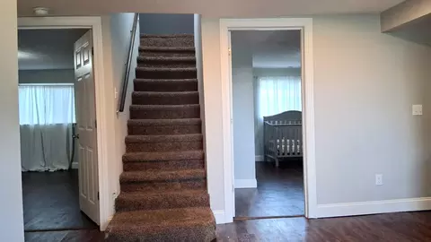 Entry Way - 129 W Cline St, Aurora, MO 65605 photo 2 of 2