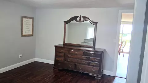 Other - 129 W Cline St, Aurora, MO 65605 photo 5 of 10