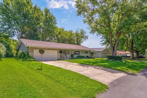 Exterior - 1626 S St Charles Ave, Springfield, MO 65804 photo 2 of 12
