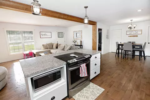 Kitchen - 249 Pine Ridge St, Marshfield, MO 65706 photo 4 of 4