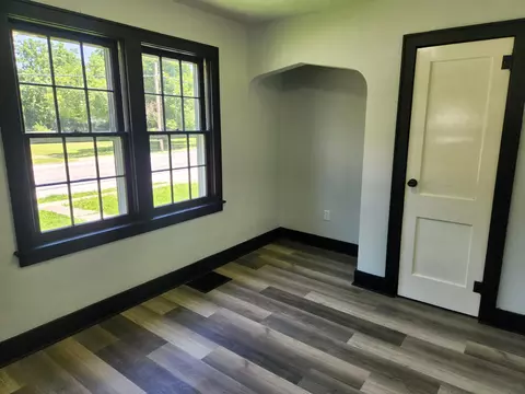 Other - 524 W Jackson St, Marshfield, MO 65706 photo 2 of 9