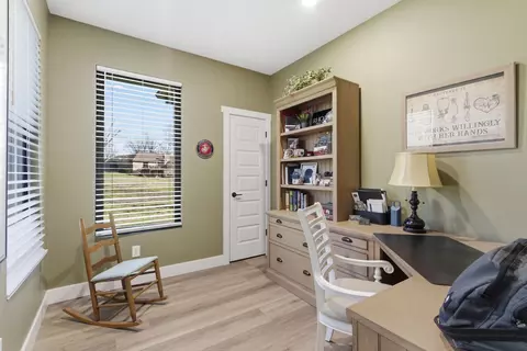 1631 E Cobblestone Dr, Ozark, MO 65721 photo 14