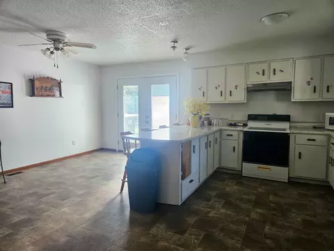 Kitchen - 8737 Sapper St, Winona, MO 65588 photo 5 of 5