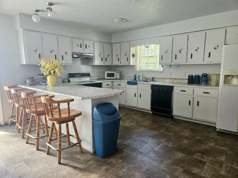 Kitchen - 8737 Sapper St, Winona, MO 65588 photo 1 of 5