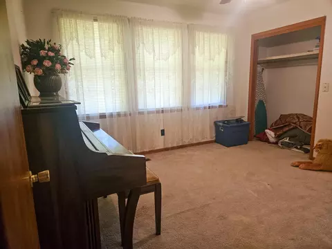Bedroom - 8737 Sapper St, Winona, MO 65588 photo 1 of 7
