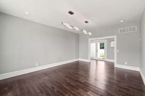 Living - 1132 N Farm Road 185, Springfield, MO 65802 photo 5 of 8