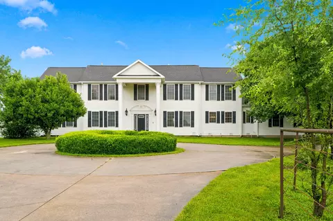 Exterior - 1132 N Farm Road 185, Springfield, MO 65802 photo 2 of 20