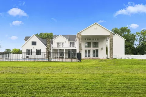 Exterior - 1132 N Farm Road 185, Springfield, MO 65802 photo 12 of 20