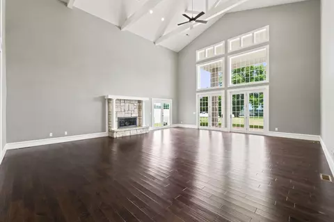 Living - 1132 N Farm Road 185, Springfield, MO 65802 photo 1 of 8