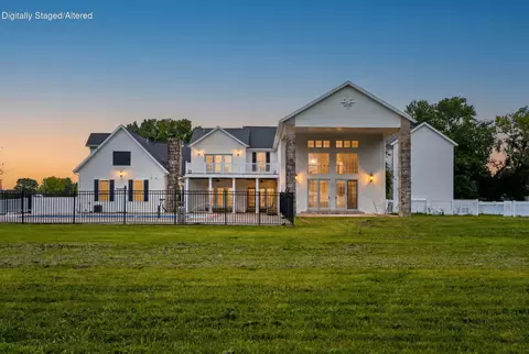 Exterior - 1132 N Farm Road 185, Springfield, MO 65802 photo 8 of 20