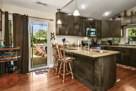 2233 S Roanoke Ave, Springfield, MO 65807 photo 14
