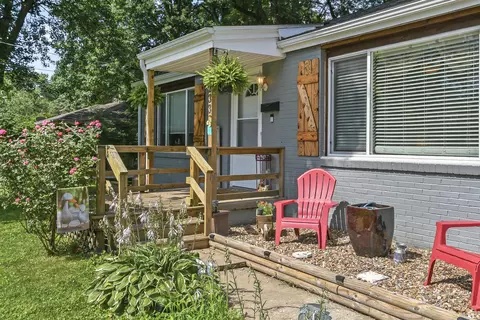 2233 S Roanoke Ave, Springfield, MO 65807 photo 5