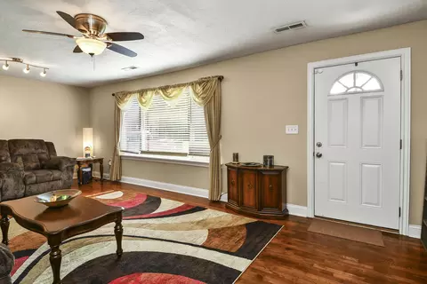 2233 S Roanoke Ave, Springfield, MO 65807 photo 11