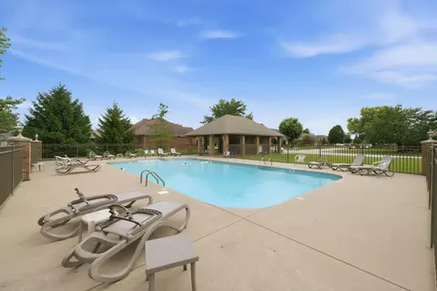 Exterior - 1005 Denali Dr, Nixa, MO 65714 photo 14 of 16