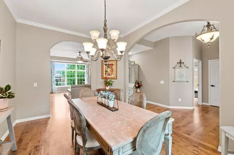 Dining - 1005 Denali Dr, Nixa, MO 65714 photo 2 of 5
