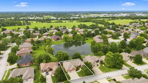 View/Area - 1005 Denali Dr, Nixa, MO 65714 photo 2 of 13
