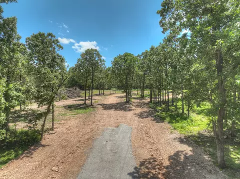 12399 Aspen Rd, Joplin, MO 64804