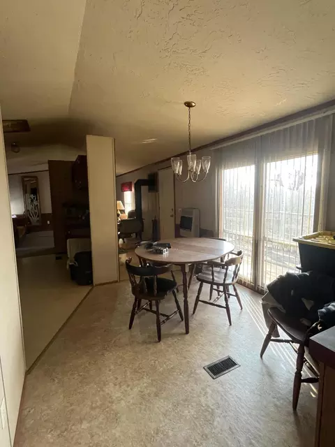 Dining - 3365 County Road 153, Gainesville, MO 65655 photo 2 of 2