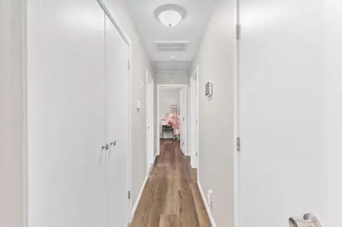 Entry Way - 404 E Deanna Ln, Nixa, MO 65714 photo 1 of 1