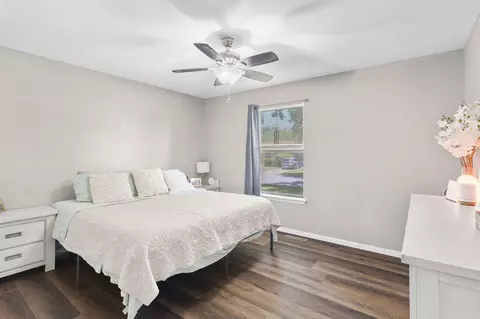 Bedroom - 404 E Deanna Ln, Nixa, MO 65714 photo 2 of 2