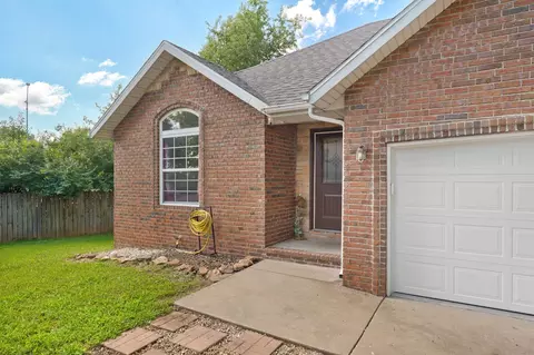 3977 W Beechwood St, Springfield, MO 65807 photo 30