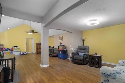 3977 W Beechwood St, Springfield, MO 65807 photo 8