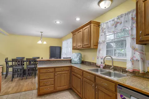 3977 W Beechwood St, Springfield, MO 65807 photo 12