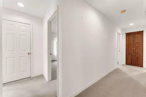 Entry Way - 3755 W Eaglecrest St, Battlefield, MO 65619 photo 3 of 3