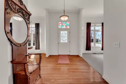 Entry Way - 3755 W Eaglecrest St, Battlefield, MO 65619 photo 1 of 3