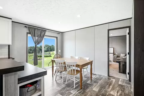 Dining - 6060 State Highway M, Clever, MO 65631 photo 1 of 1