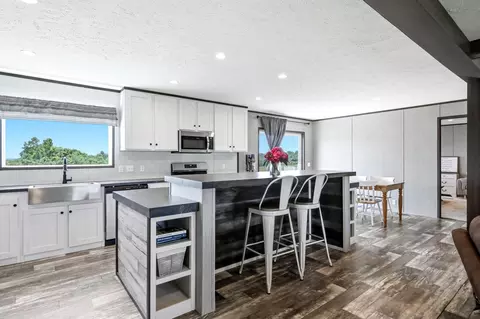 Kitchen - 6060 State Highway M, Clever, MO 65631 photo 2 of 4