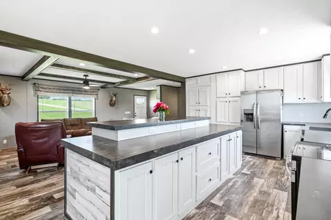 Kitchen - 6060 State Highway M, Clever, MO 65631 photo 3 of 4