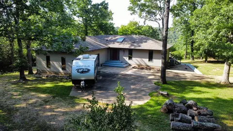 667 County Road 636, Theodosia, MO 65761