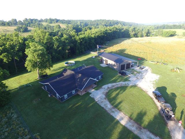 540 Reindeer Rd, Neosho, MO 64850
