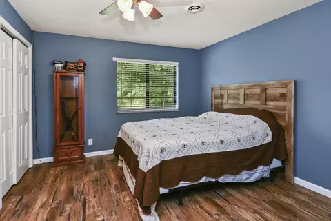 Bedroom - 87 Fox Run Ln, Cape Fair, MO 65624 photo 6 of 13