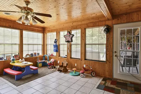 Entry Way - 87 Fox Run Ln, Cape Fair, MO 65624 photo 2 of 2