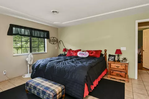 Bedroom - 87 Fox Run Ln, Cape Fair, MO 65624 photo 2 of 13