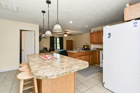Kitchen - 87 Fox Run Ln, Cape Fair, MO 65624 photo 7 of 11