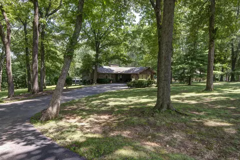 Exterior - 754 S Pearson Dr, Springfield, MO 65809 photo 12 of 14
