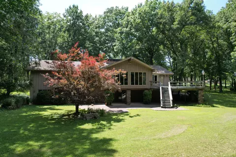Exterior - 754 S Pearson Dr, Springfield, MO 65809 photo 8 of 14