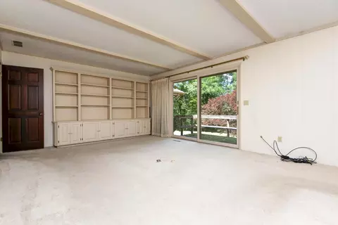 Living - 754 S Pearson Dr, Springfield, MO 65809 photo 5 of 8