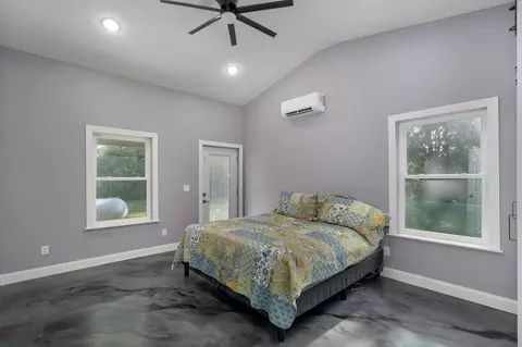 Bedroom - 4375 Ab Rd, Seymour, MO 65746 photo 1 of 2